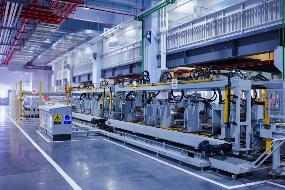 Manufacturing & Logistics